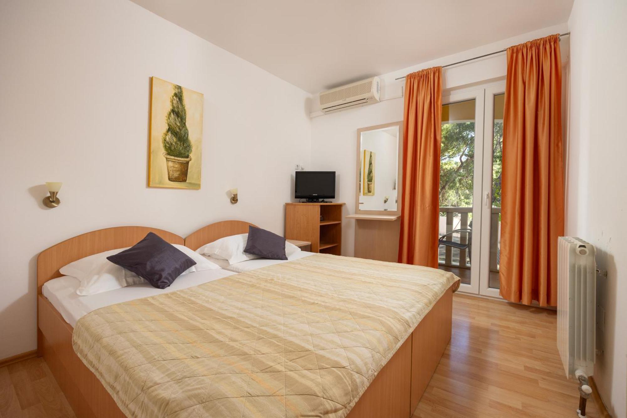 Premium Apartments - Lavica Beach Podstrana Esterno foto