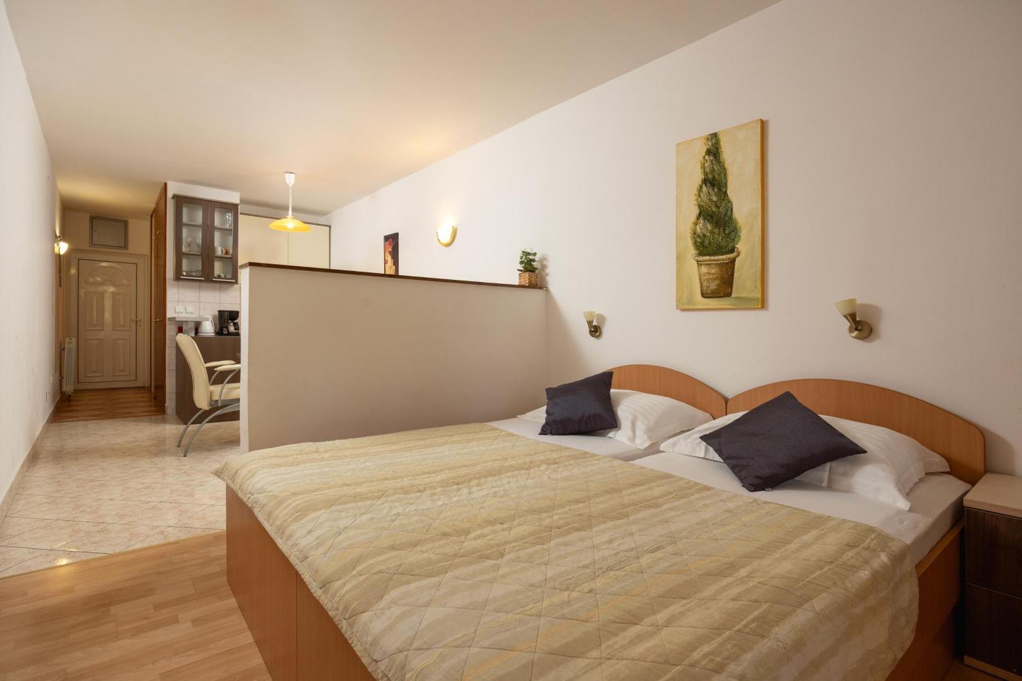 Premium Apartments - Lavica Beach Podstrana Esterno foto